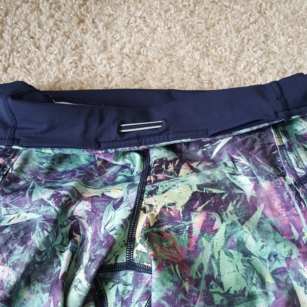 Lululemon RUN Top Speed Crop Iridescent Multi - Picture 5 of 6